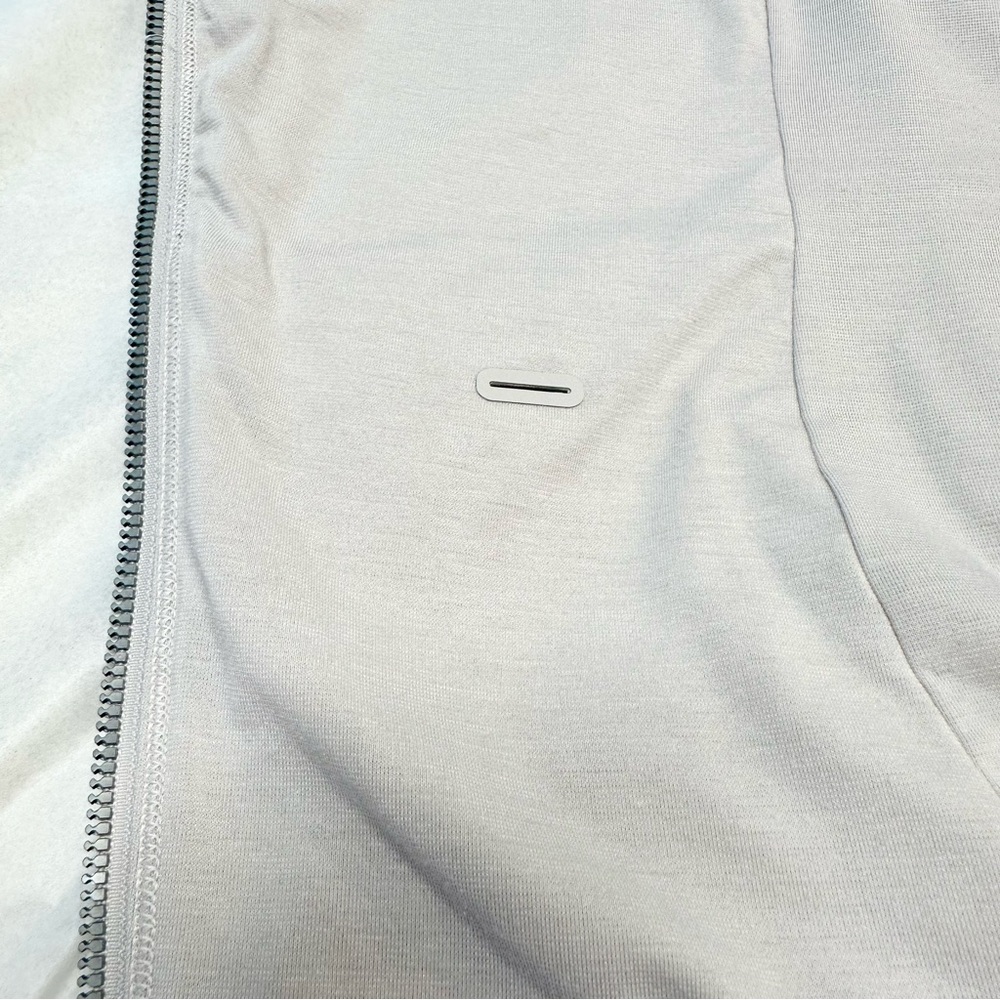 Lululemon Every Journey Hoodie Light Chrome Nulu Full Zip Women’s 6 - Picture 15 of 16